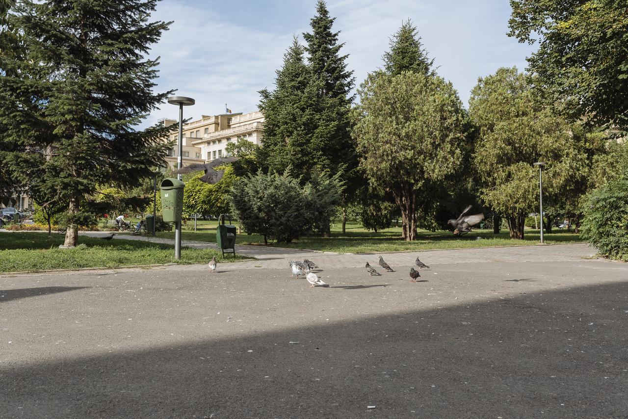 Luxury City Centre Apartment Бухарест Екстер'єр фото