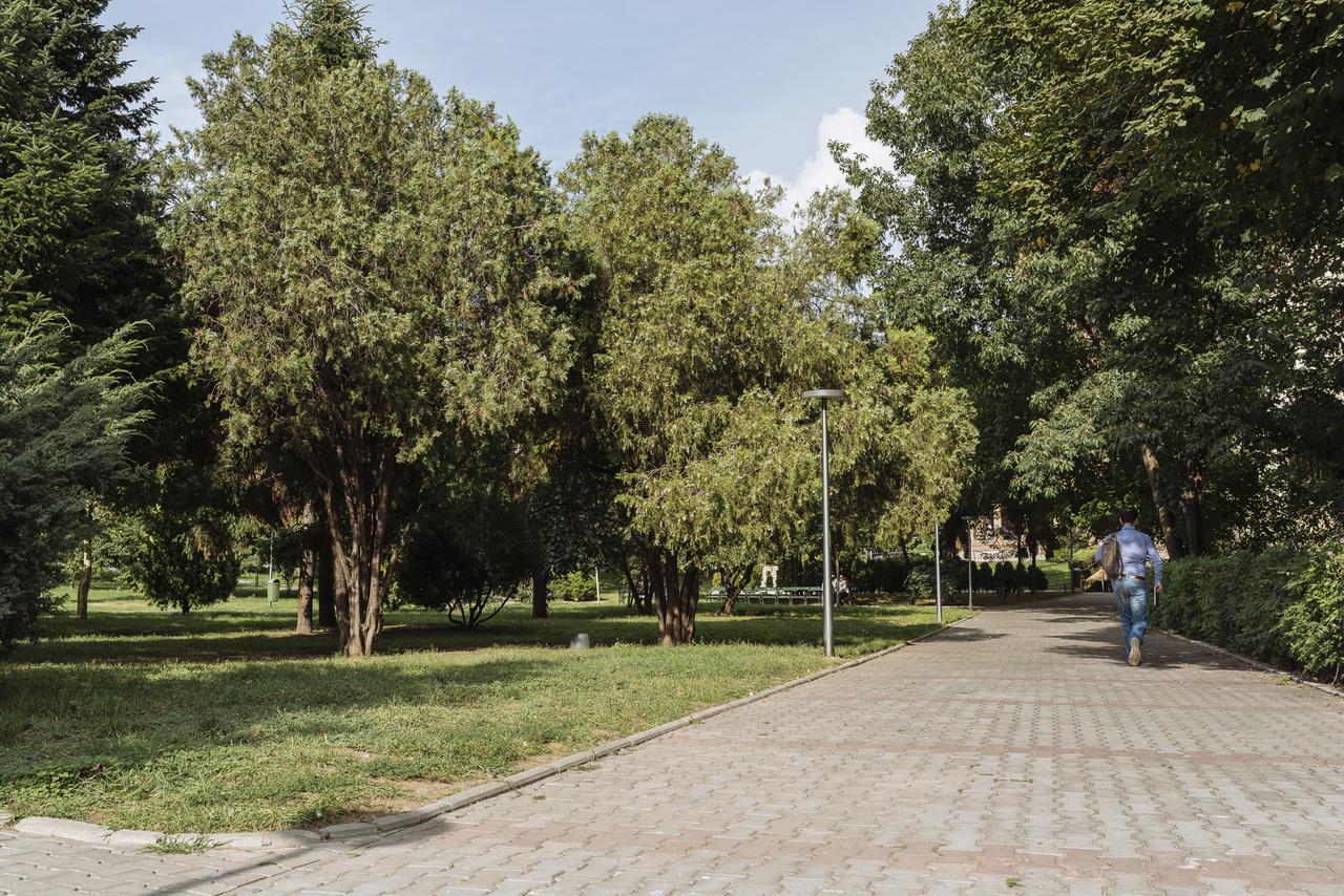 Luxury City Centre Apartment Бухарест Екстер'єр фото